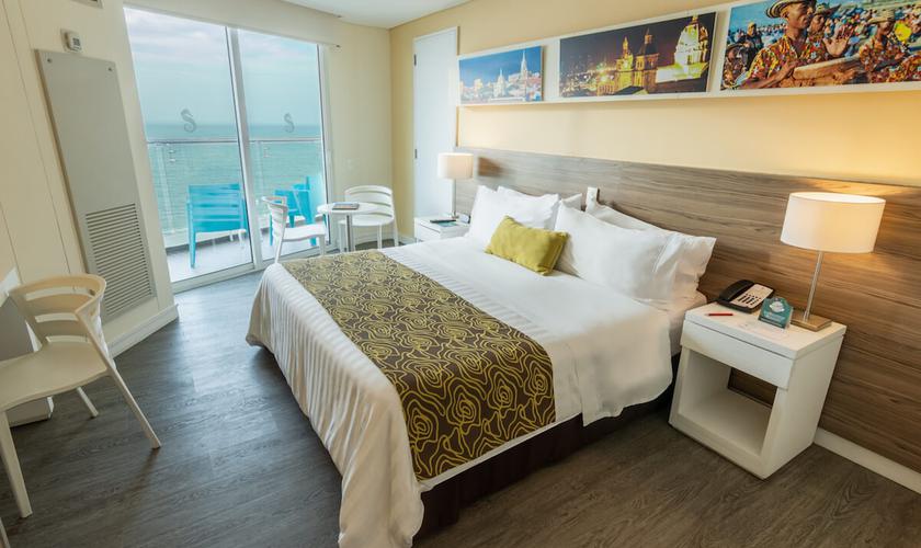 Habitación estándar una cama king vista al mar  GHL Relax Corales de Indias Cartagena