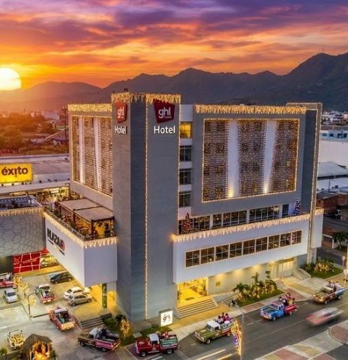 SE SIENTE QUE VIENE DICIEMBRE GHL Hoteles SE SIENTE QUE VIENE DICIEMBRE GHL Hoteles