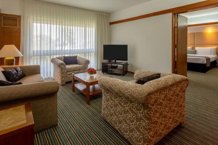 Suite cama king sonesta hotel el olivar lima Suite cama king sonesta hotel el olivar lima
