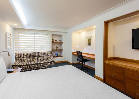 HABITACIÓN EXECUTIVE Hotel Four Points By Sheraton Medellín Medellín HABITACIÓN EXECUTIVE Hotel Four Points By Sheraton Medellín Medellín