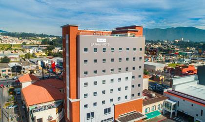 Fachada  Latam Plaza Pradera Quetzaltenango