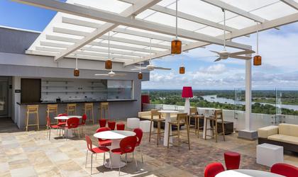 Terraza lounge bar  GHL Style Hotel Barrancabermeja