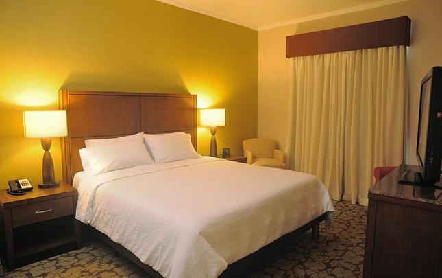 HABITACIÓN ONE KING BED EVOLUTION Hotel Hilton Garden Inn Panamá Ciudad de Panamá HABITACIÓN ONE KING BED EVOLUTION Hotel Hilton Garden Inn Panamá Ciudad de Panamá