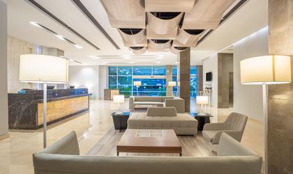 Lobby Hotel Four Points By Sheraton Barranquilla