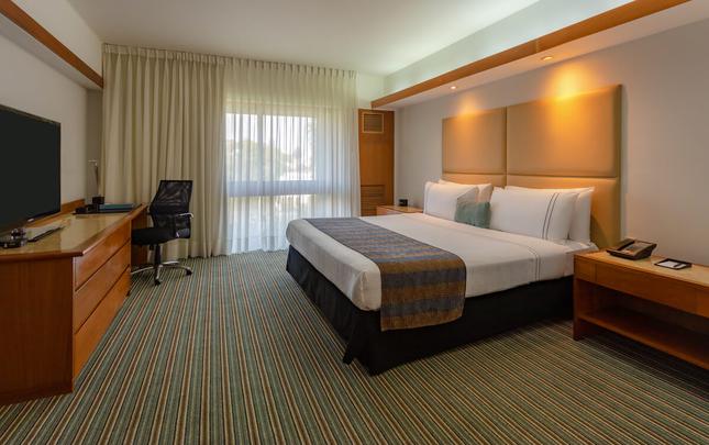HABITACIÓN STANDARD SIMPLE Sonesta Hotel El Olivar Lima HABITACIÓN STANDARD SIMPLE Sonesta Hotel El Olivar Lima