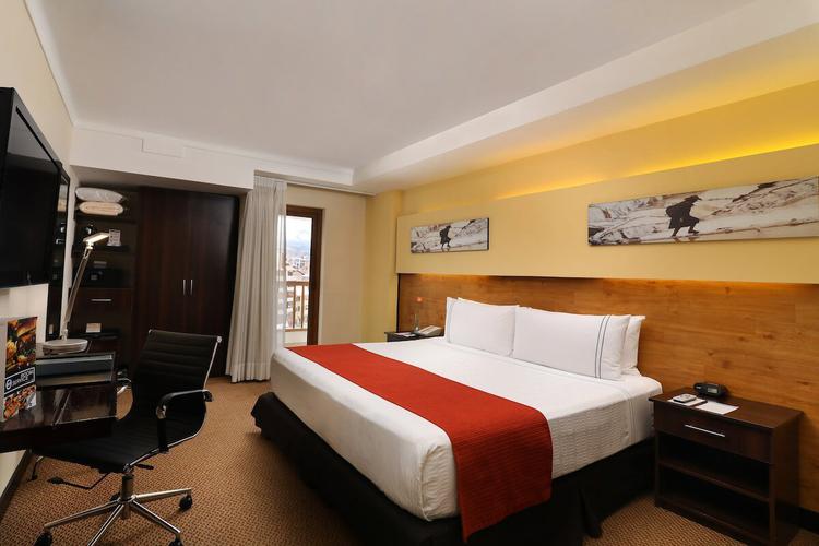 Habitación estándar matrimonial 1 cama sonesta hotel cusco Habitación estándar matrimonial 1 cama sonesta hotel cusco