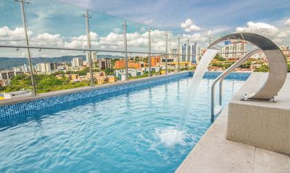 Piscina Sonesta Hotel Bucaramanga 