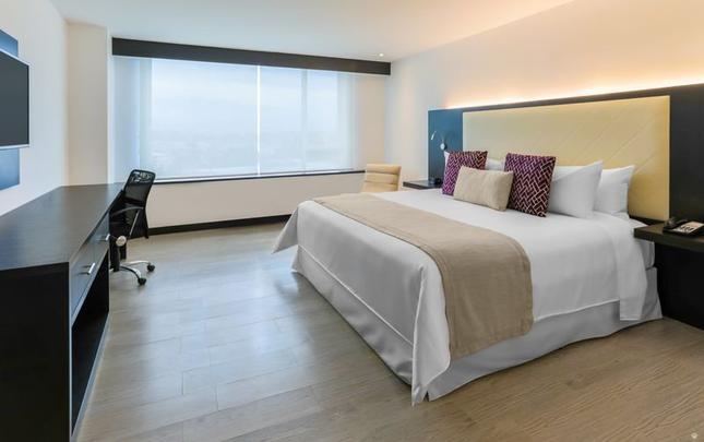 CLASSIC KING MOUNTAIN VIEW Hotel Four Points by Sheraton Cuenca Cuenca CLASSIC KING MOUNTAIN VIEW Hotel Four Points by Sheraton Cuenca Cuenca