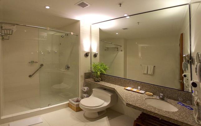 HABITACIÓN KING DOBLE GHL Hotel Grand Villavicencio Villavicencio HABITACIÓN KING DOBLE GHL Hotel Grand Villavicencio Villavicencio