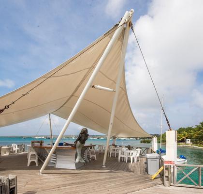 Las gaviotas Piscina Bar GHL Hoteles