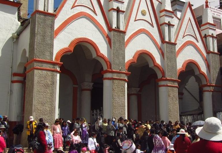 Iglesia san juan bautista sonesta hotel posadas del inca puno Iglesia san juan bautista sonesta hotel posadas del inca puno