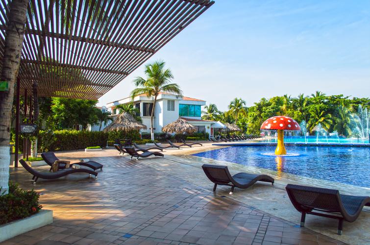 Piscina GHL Hotel Relax Costa Azul Santa Marta