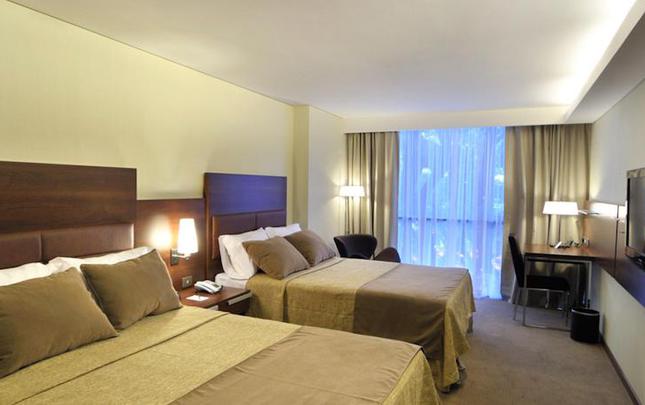 HABITACIÓN SUPERIOR TWIN Howard Johnson La Cañada Hotel & Suites Córdoba HABITACIÓN SUPERIOR TWIN Howard Johnson La Cañada Hotel & Suites Córdoba