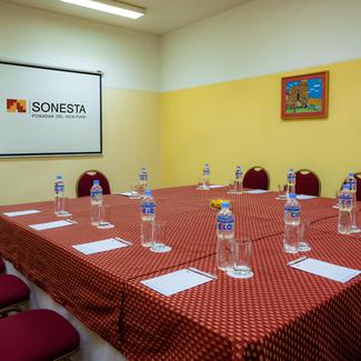 SALÓN DE REUNIONES Sonesta Hotel Posadas del Inca Puno Puno SALÓN DE REUNIONES Sonesta Hotel Posadas del Inca Puno Puno