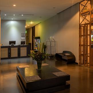 RECEPCIÓN 24 HORAS Hotel GHL Collection 93 Bogotá RECEPCIÓN 24 HORAS Hotel GHL Collection 93 Bogotá