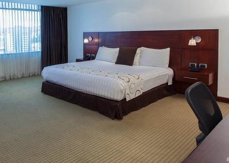JUNIOR SUITE SENCILLA O MATRIMONIAL Hotel Wyndham Garden Quito Quito JUNIOR SUITE SENCILLA O MATRIMONIAL Hotel Wyndham Garden Quito Quito
