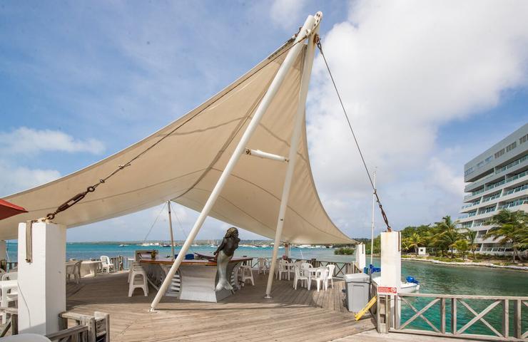 Las gaviotas piscina bar GHL Relax Sunrise San Andrés Las gaviotas piscina bar GHL Relax Sunrise San Andrés
