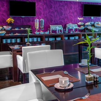 LOBBY BAR Hotel Four Points By Sheraton Los Ángeles Los Ángeles LOBBY BAR Hotel Four Points By Sheraton Los Ángeles Los Ángeles
