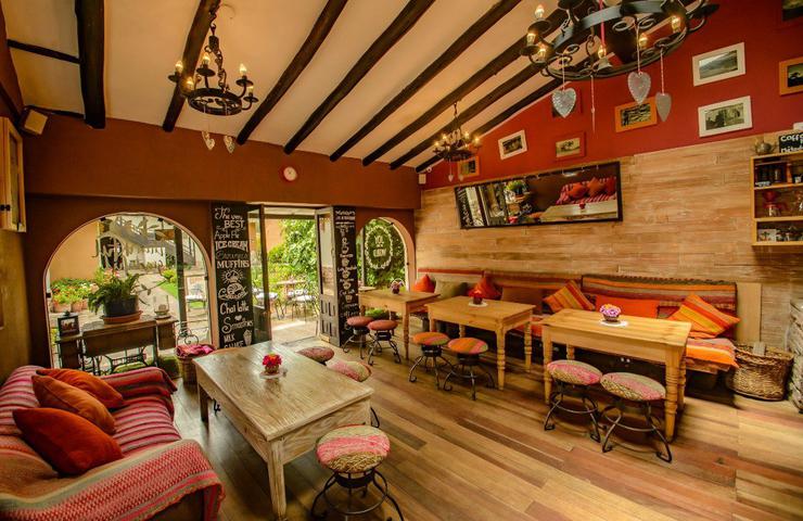 La placita del café Sonesta Posadas del Inca Yucay Yucay, Perú La placita del café Sonesta Posadas del Inca Yucay Yucay, Perú