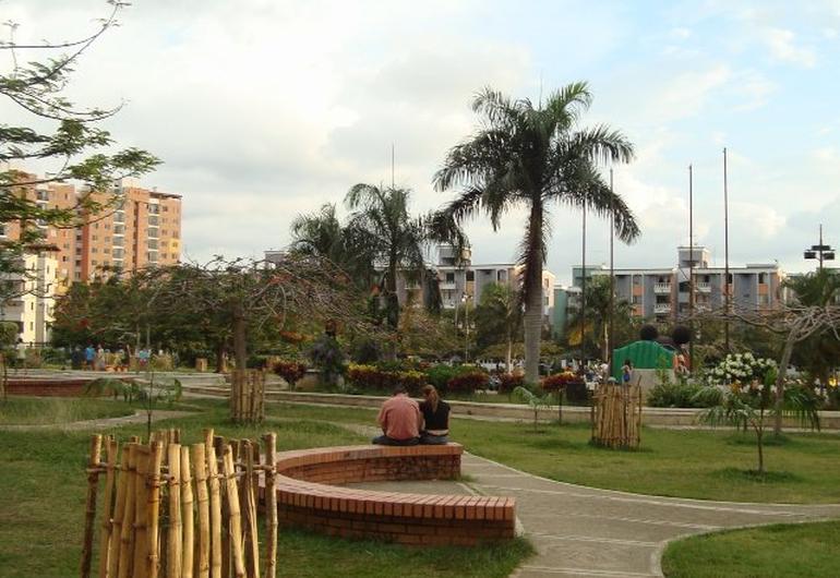 Parque de las cigarras Sonesta Hotel Bucaramanga 