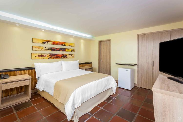 HabitaciÓn estÁndar tradicional queen ghl relax hotel club el puente girardot HabitaciÓn estÁndar tradicional queen ghl relax hotel club el puente girardot