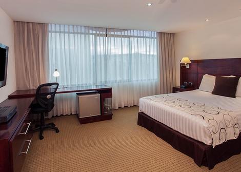 HABITACIÓN DOBLE Hotel Wyndham Garden Quito Quito HABITACIÓN DOBLE Hotel Wyndham Garden Quito Quito