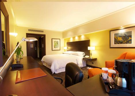 HABITACIONES CLUB LEVEL KING Sheraton Quito Hotel Quito HABITACIONES CLUB LEVEL KING Sheraton Quito Hotel Quito