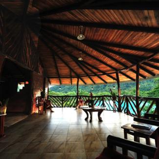 RECEPCIÓN 24 HORAS Orkidea Lodge Puyo RECEPCIÓN 24 HORAS Orkidea Lodge Puyo