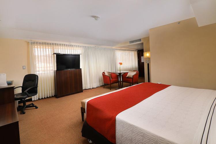 Habitación ejecutiva matrimonial, 1 cama extragrande sonesta hotel cusco Habitación ejecutiva matrimonial, 1 cama extragrande sonesta hotel cusco