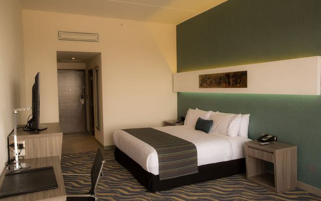HABITACIÓN ESTANDARD KING Sonesta Hotel Arequipa Arequipa HABITACIÓN ESTANDARD KING Sonesta Hotel Arequipa Arequipa