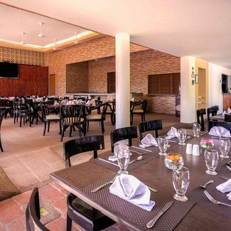 Restaurante El Mirador GHL Relax Hotel Club El Puente Girardot Restaurante El Mirador GHL Relax Hotel Club El Puente Girardot