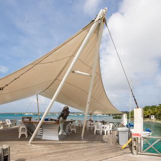 Las gaviotas Piscina Bar GHL Relax Hotel Sunrise San Andrés Las gaviotas Piscina Bar GHL Relax Hotel Sunrise San Andrés