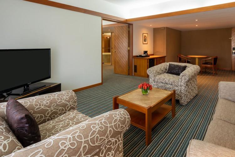 Suite cama king sonesta hotel el olivar lima Suite cama king sonesta hotel el olivar lima