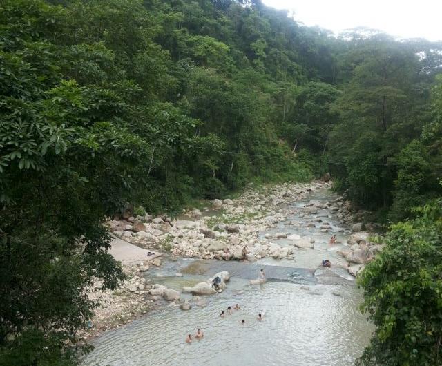 Piscina natural de La Aguatoca GHL Style Yopal Piscina natural de La Aguatoca GHL Style Yopal