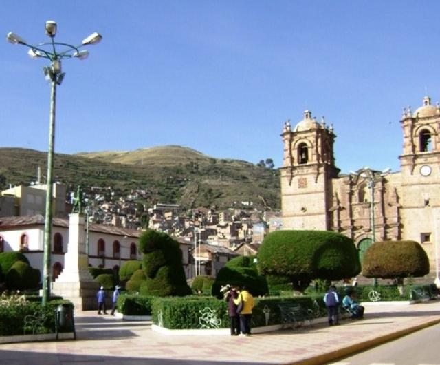 Plaza de armas GHL Lago Titicaca Puno Plaza de armas GHL Lago Titicaca Puno