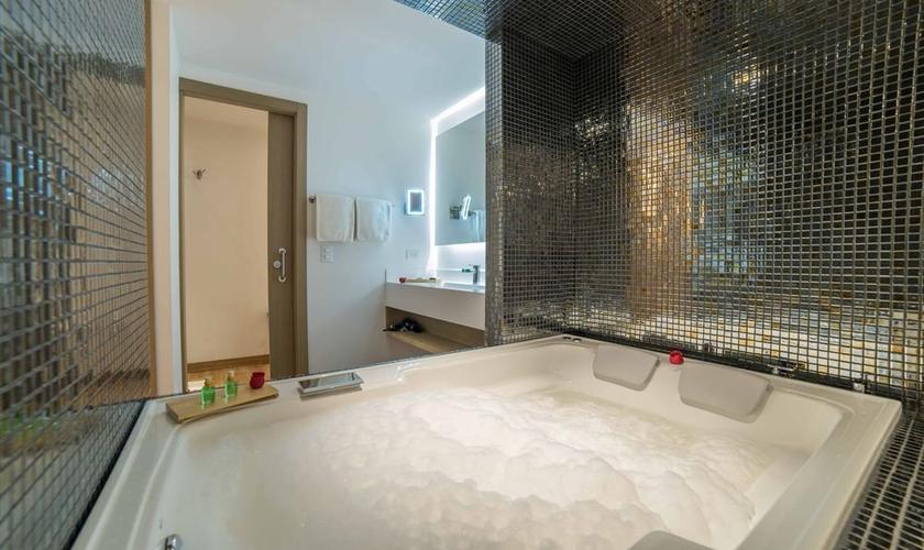 Junior suite con jacuzzi Biohotel Organic Suites Bogotá Junior suite con jacuzzi Biohotel Organic Suites Bogotá