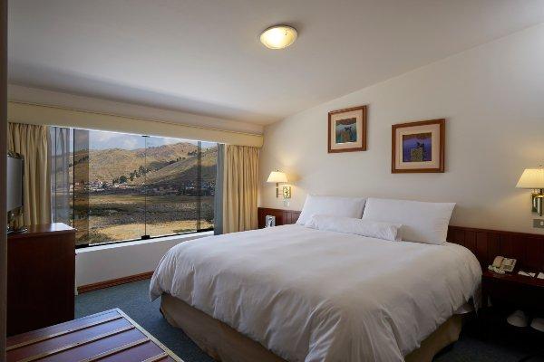 Habitación premium king con vista al lago GHL Lago Titicaca Puno Habitación premium king con vista al lago GHL Lago Titicaca Puno